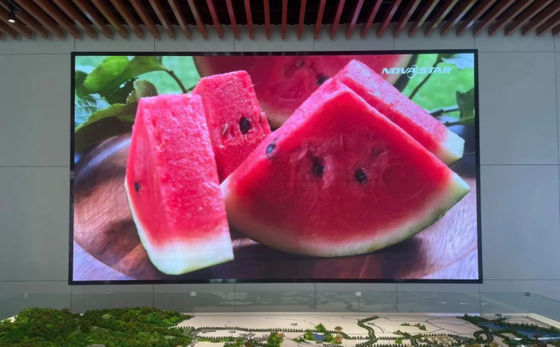 P2.5 Indoor LED Display High Refresh Rate Kinglight For Indoor Bar Wall