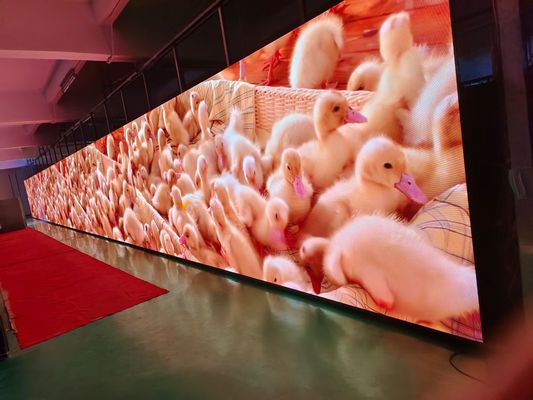 220V 60HZ Perimeter GOB LED Display Screen Waterproof IP43