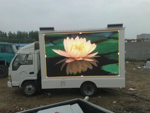 High Definition IP65 LED Car Display P4 320mm X 160mm Module Size For Outdoor Advertising