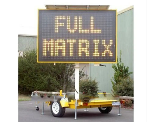 High Brightness RGB Full Color LED Display With 31.25 Pixel Resolution Steel Cabinet