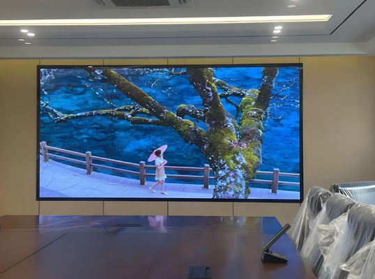 1200 CD Brightness Soft Light LED Display Screen for Indoor Bars Wall Mounted